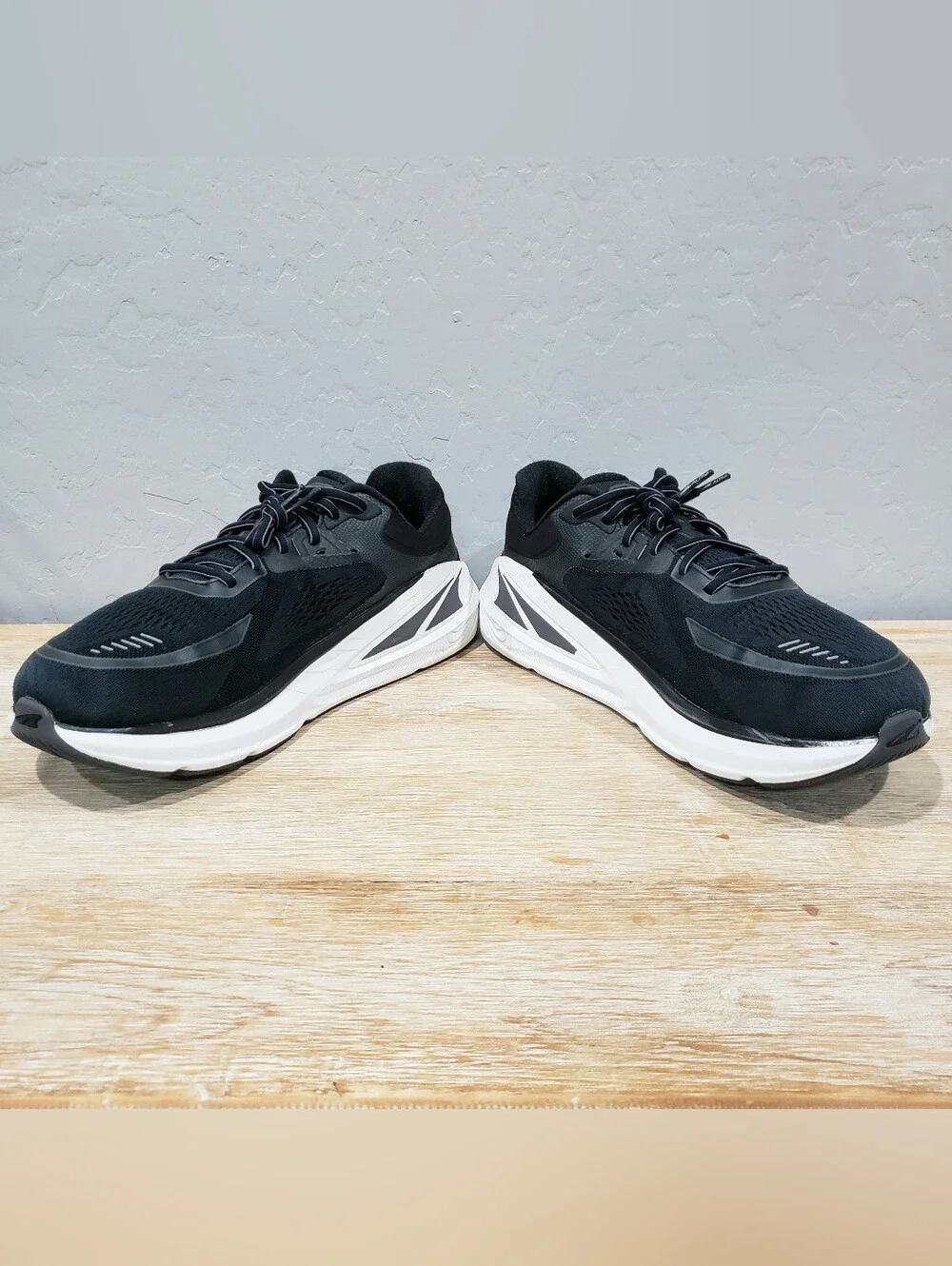 ALTRA Men's Paradigm 6 GuideRail Running Shoes (13) Black/White